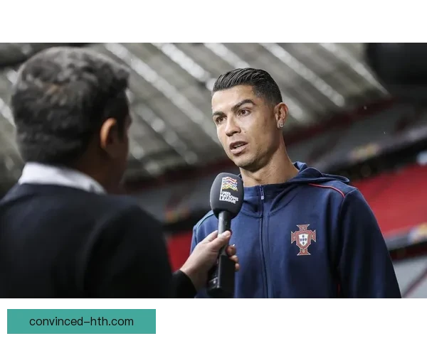 梅西重返巴萨引爆转会市场 球迷热议C罗可能加盟米兰