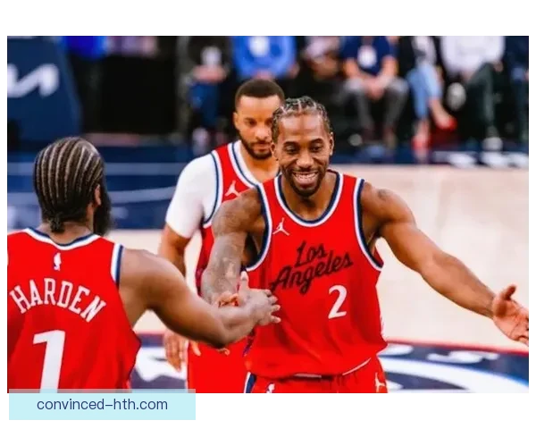 快船队最新阵容调整引发球迷热议与赛季展望分析